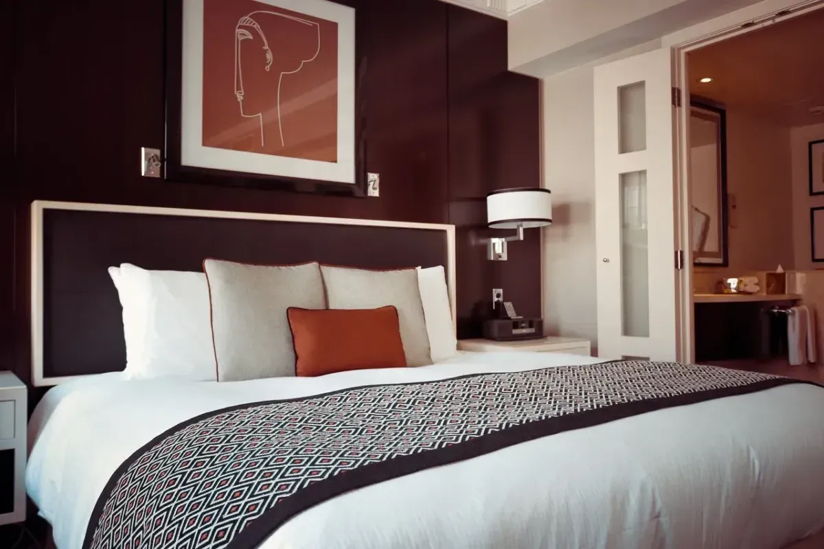 Czuj się jak u siebie – jak wybrać odpowiedni hotel?